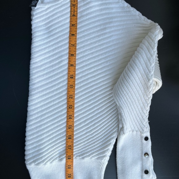 ALFANI BATWING OFF WHITE BLOUSE SIZE LARGE RIBBED PATTERN (FITS SMALL) - Picture 10 of 10